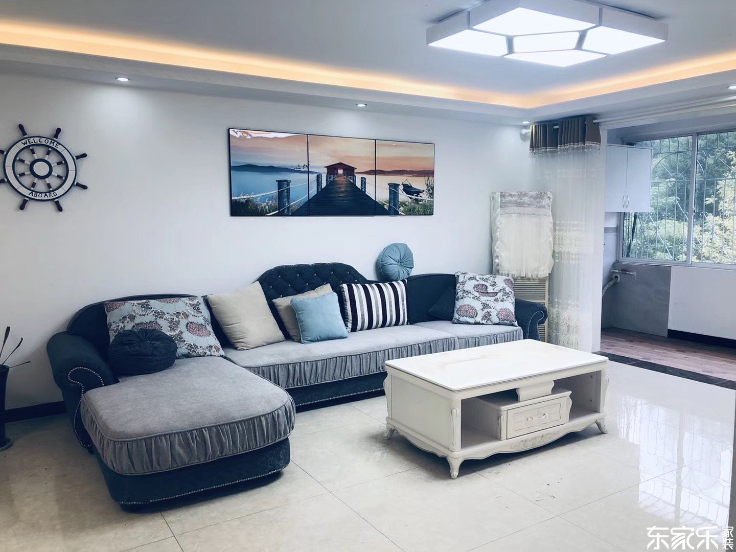 100平現代簡約風格客廳裝飾搭配圖