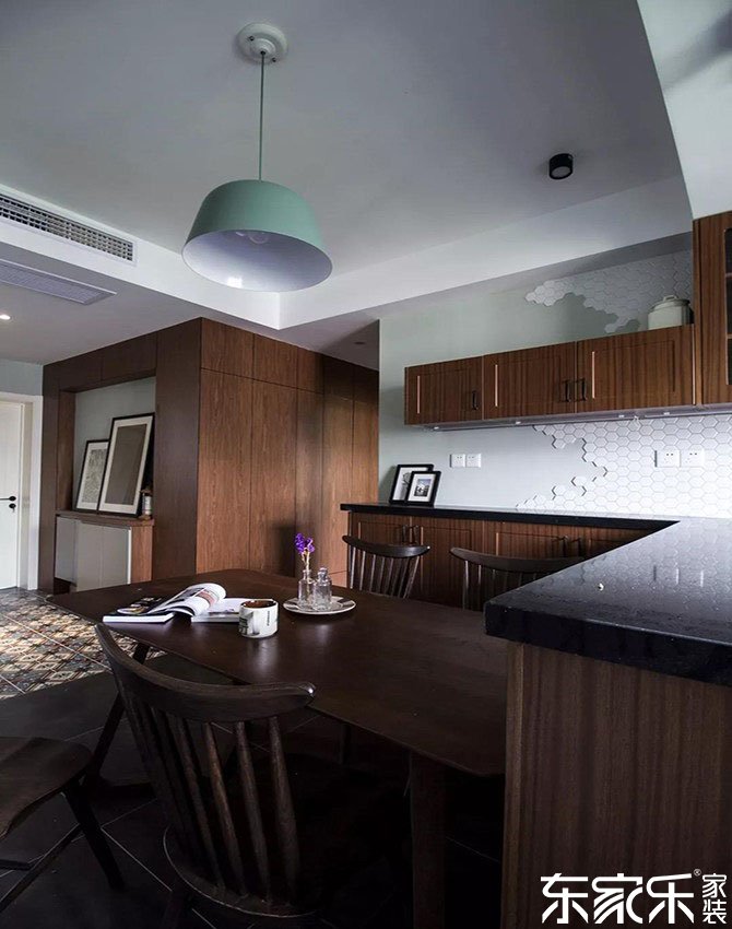 現(xiàn)代與北歐混搭裝修效果圖，簡單搭配又不失個(gè)性