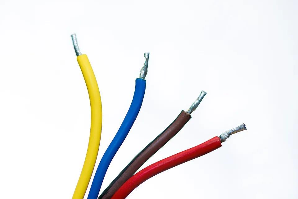 鄭州電線(xiàn)廠家，電線(xiàn)電纜廠家，電線(xiàn)電纜生產(chǎn)廠家